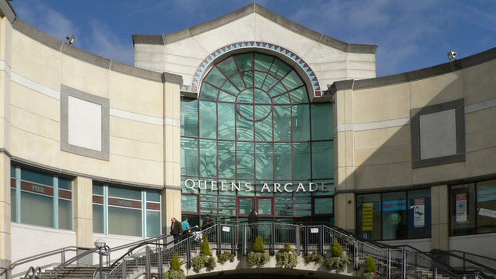 Queen's Arcade shopping centre
