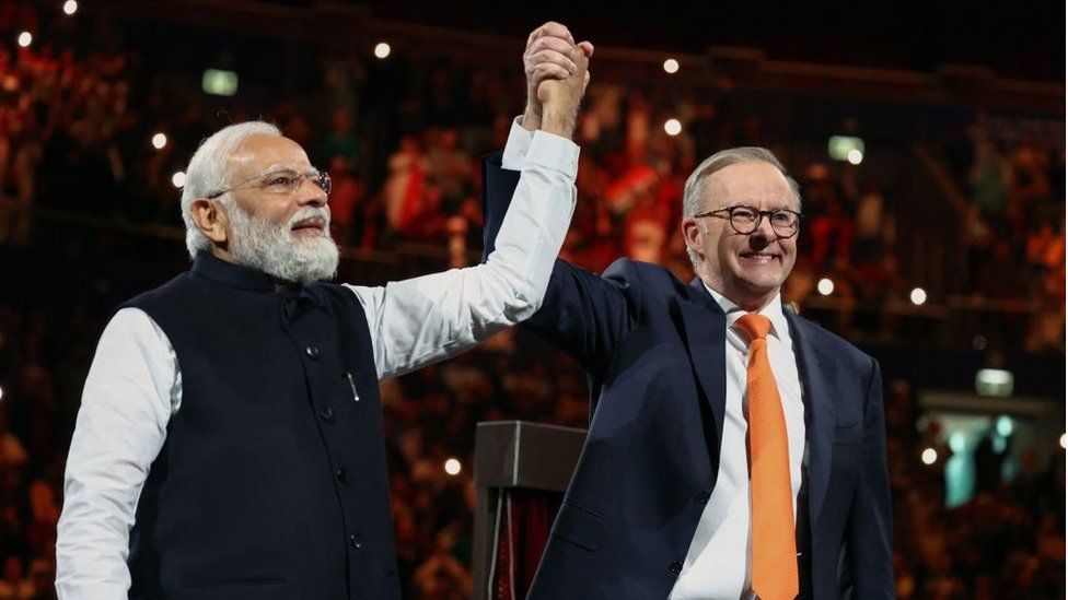 Indian PM Narendra Modi and Australia's PM Anthony Albanese attend an Indian cultural event in Sydney, 23 May 2023