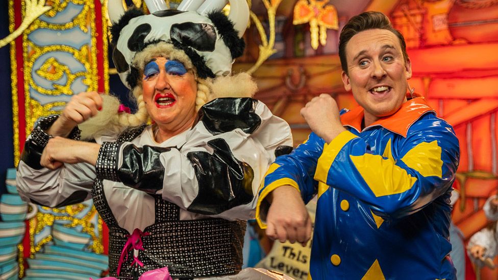 Iain Lauchlan (left) and Craig Hollingsworth in Jack and the Beanstalk