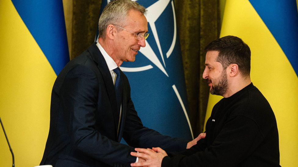 Nato secretary general Jens Stoltenberg and Ukrainian President Volodymyr Zelensky meeting in Kyiv in May 2023
