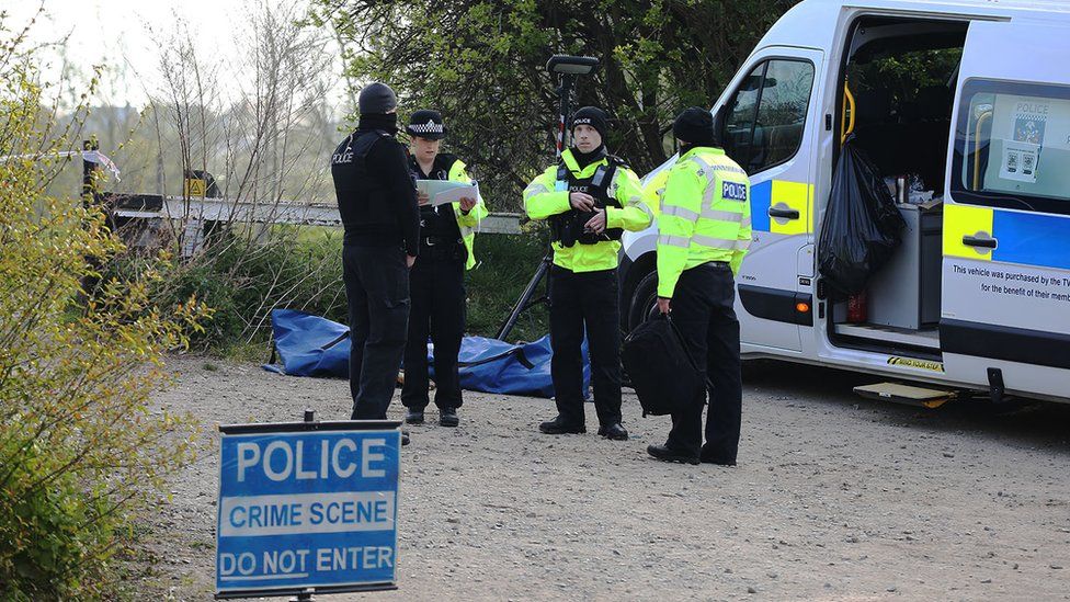 Murder Arrest In Aylesbury Canal Worker Death Investigation Bbc News