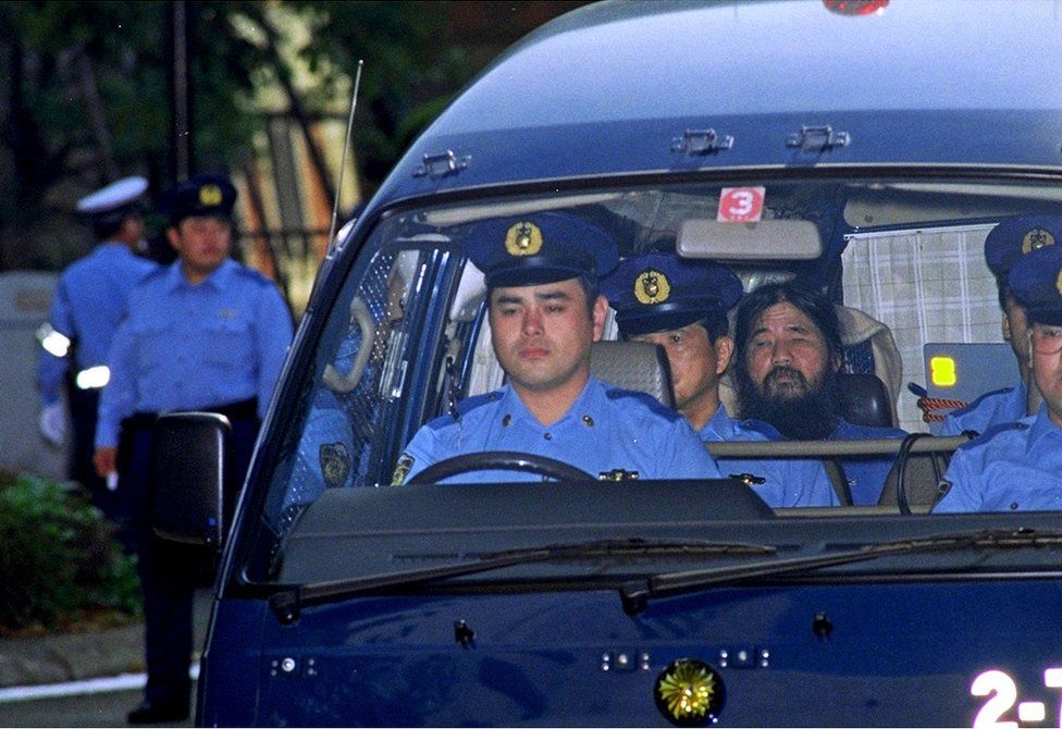 Leader of Aum Shinrikyo Shoko Asahara, whose real name is Chizuo Matsumoto, is seen after questioning at the Tokyo District Court on 25th September 1995.