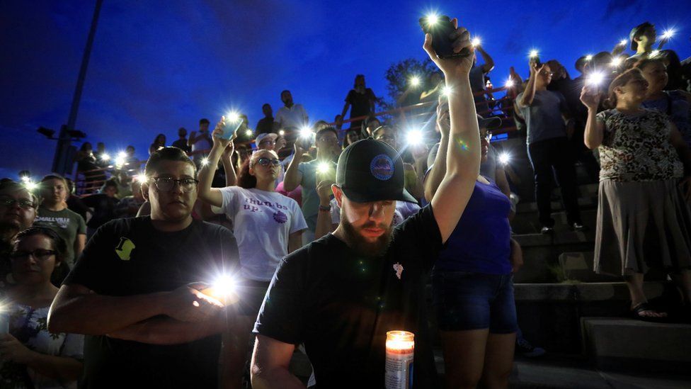 mourners in El Paso
