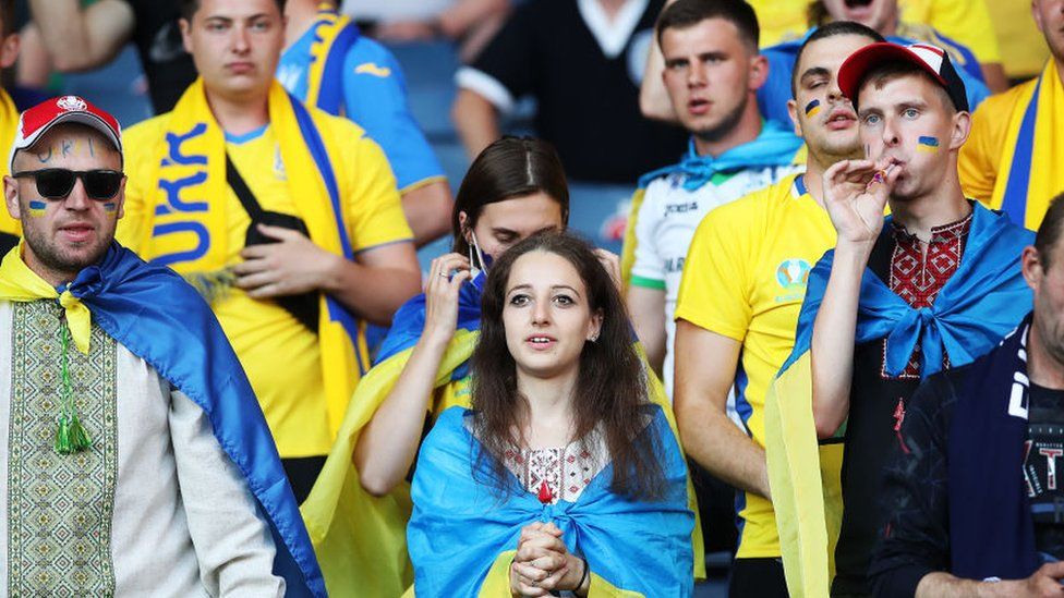 Tifozët e Ukrainës në Euro 2020