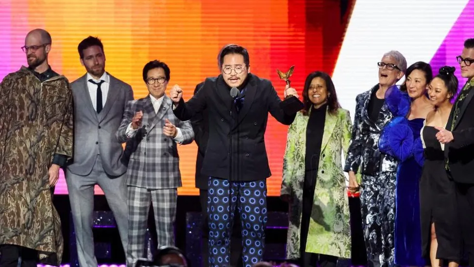 Everything Everywhere sweeps Independent Spirit Awards