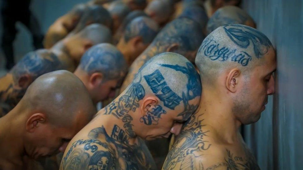 thousands-of-tattooed-inmates-pictured-in-el-salvador-mega-prison-bbc