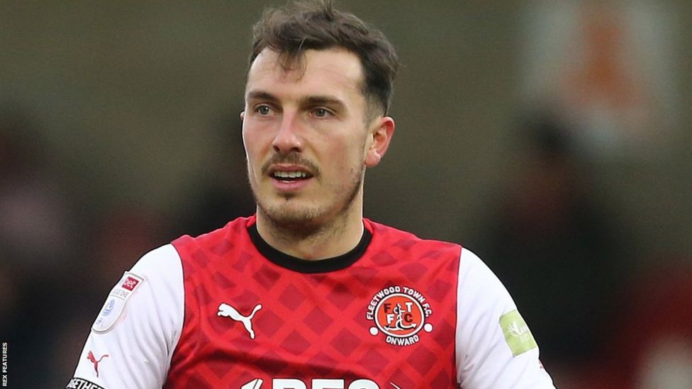 Josh Earl: Barnsley sign Fleetwood defender on three-and-a-half year ...