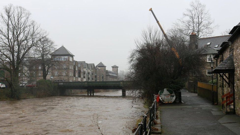 Victoria Bridge repairs