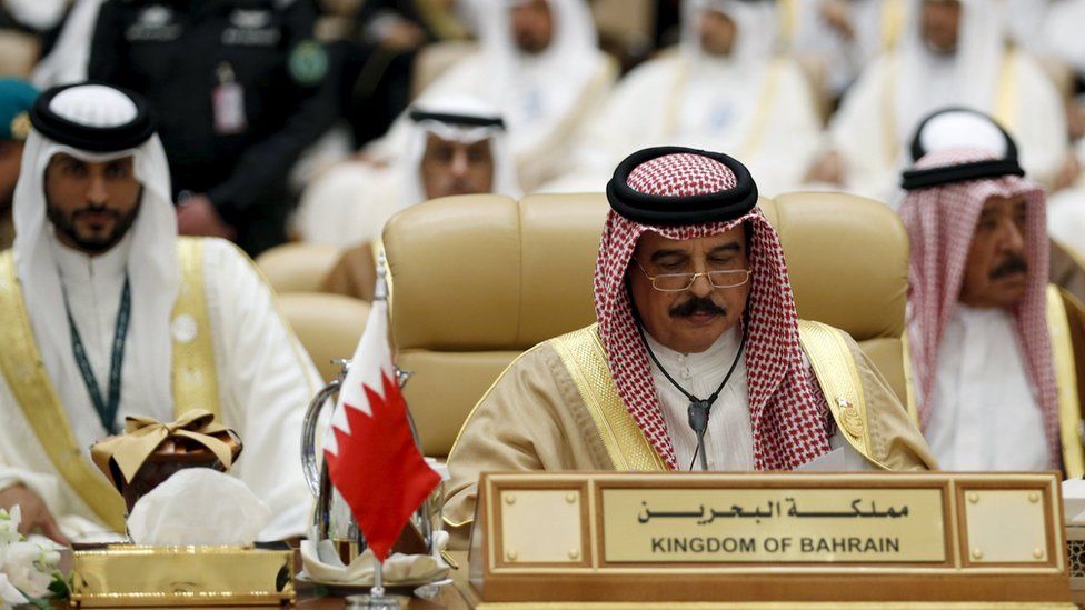 Bahrain's King Hamad bin Isa Al Khalifa at the South American-Arab Countries summit in Riyadh (11 November 2015)
