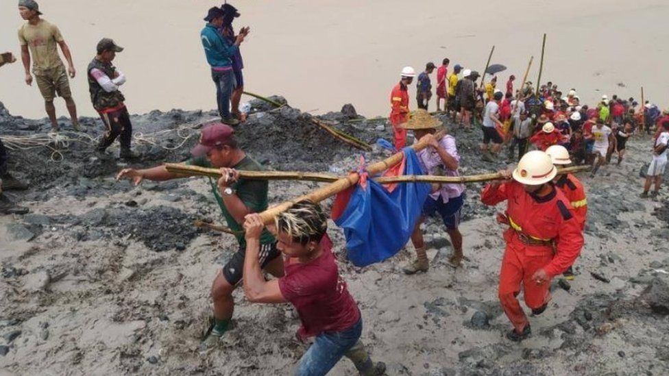 Rescuers at jade mine in Kachin