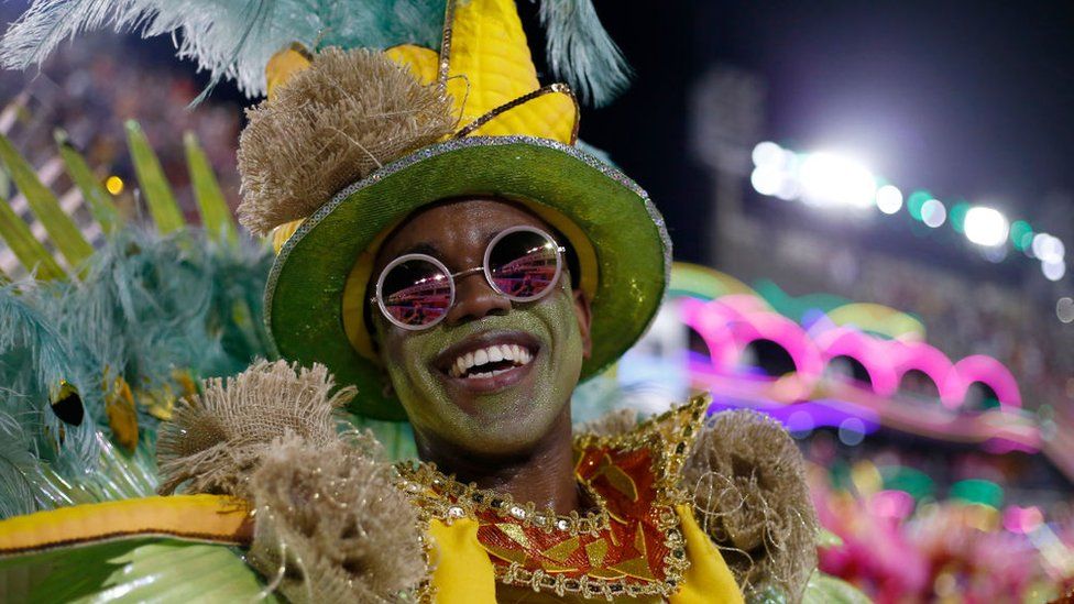 Rio Carnival 2020: Best pictures from Brazil celebrations - BBC