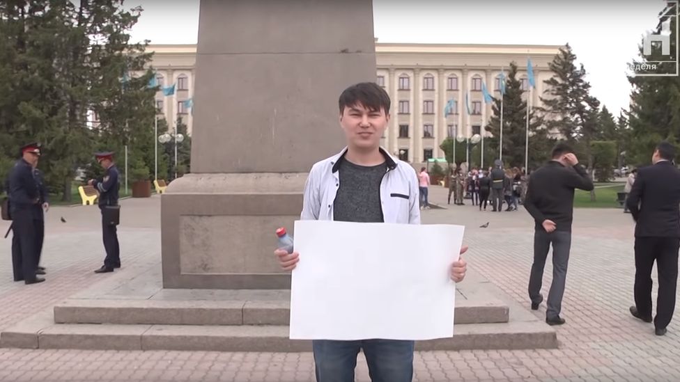 Kazakh video-blogger Aslan Sagutdinov protests in the city of Oral