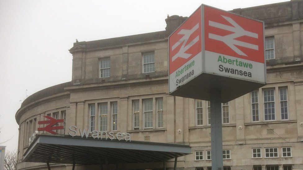 Swansea train station