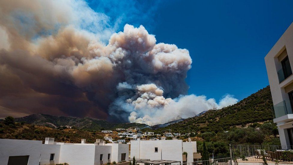 Mijas hills fires, 15 Jul 22 (pic courtesy of Ashley Baker)