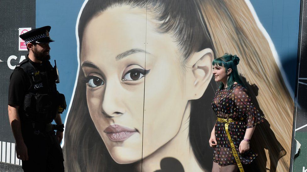 Mural of Ariana Grande