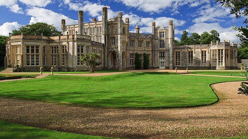 Highcliffe Castle