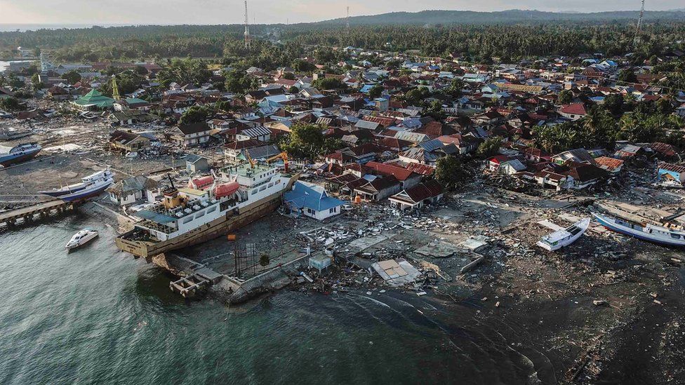 A ship is seen stranded on the shore after an earthquake and tsunami hit the area in Wani, Donggala, Indonesia. Photo: 1 October 2018