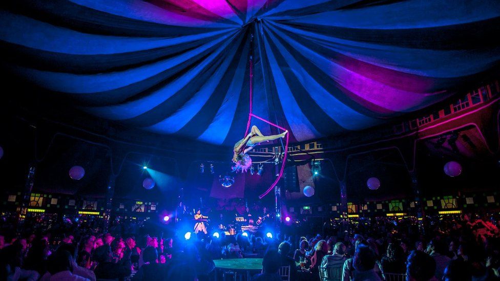 An aerial performer at the Spiegeltent