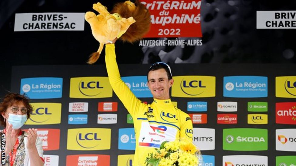 Criterium du Dauphine Alexis Vuillermoz puts careerthreatening injury behind him to win sprint