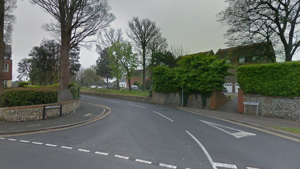 Man arrested over Eastbourne 'ammonia' attack after car crash BBC News