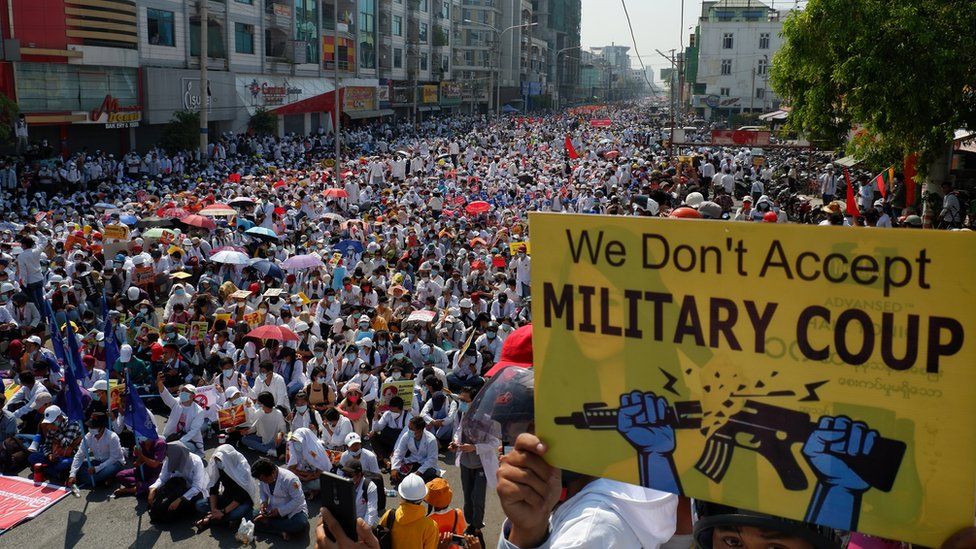 Myanmar coup: Protesters defy military warning in mass strike - BBC News