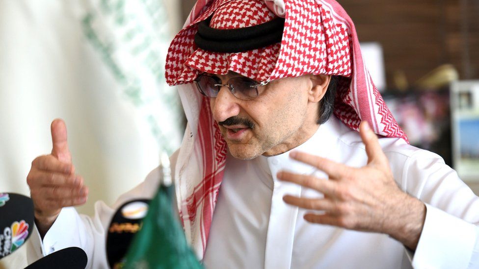 Prince Alwaleed bin Talal speaks to reporters in Riyadh, Saudi Arabia (1 July 2015)