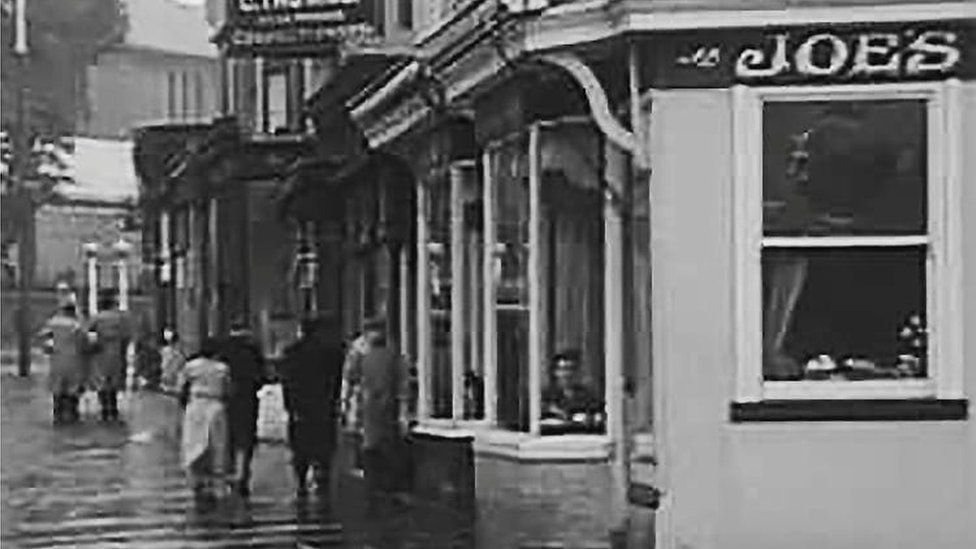 Joe's Ice Cream Parlour pictured in the 1940s