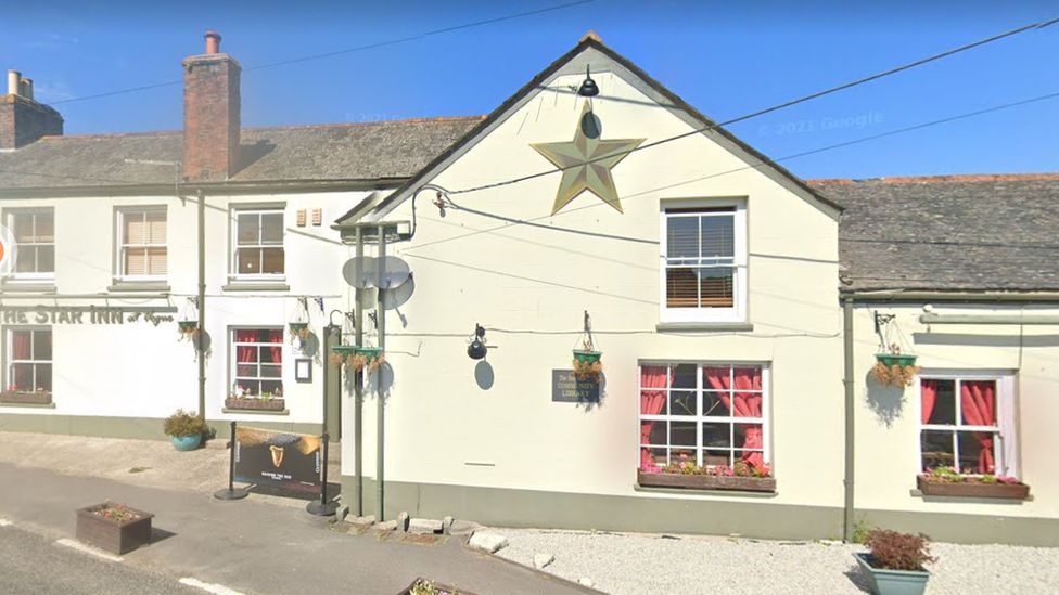 Village pub asked to change name by Vogue magazine - BBC News