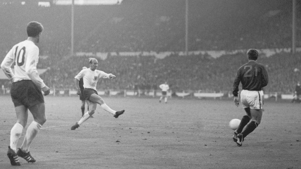 Bobby Charlton scores winning goal agains Portugal in the World Cup semi final 1966