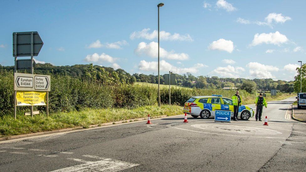 Oxford man dies in crash between car and digger in Farmoor BBC News