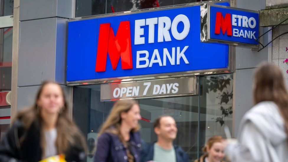 Metro Bank To Review Seven day Opening And Cut Jobs BBC News