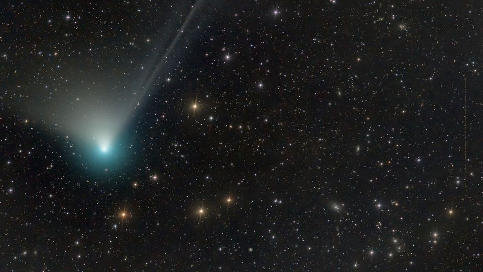 The representation  shows the greenish  comet captured from a compartment  adjacent   Yosemite National Park successful  California