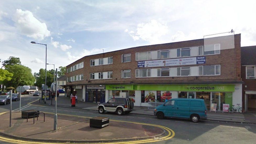 Pelsall robber struggles to escape Co-op raid with heavy coins haul ...