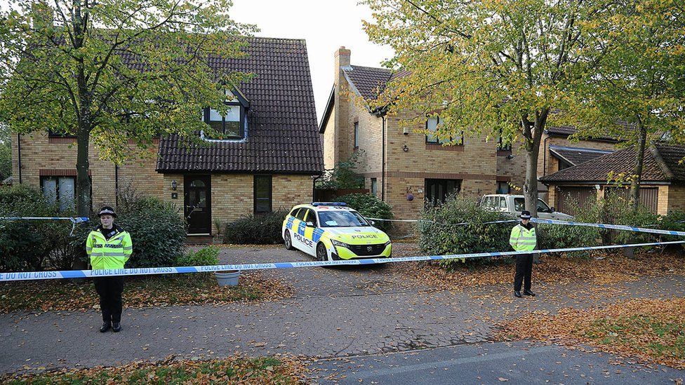 Police search at Loxbeare Drive in Furzton, Milton Keynes