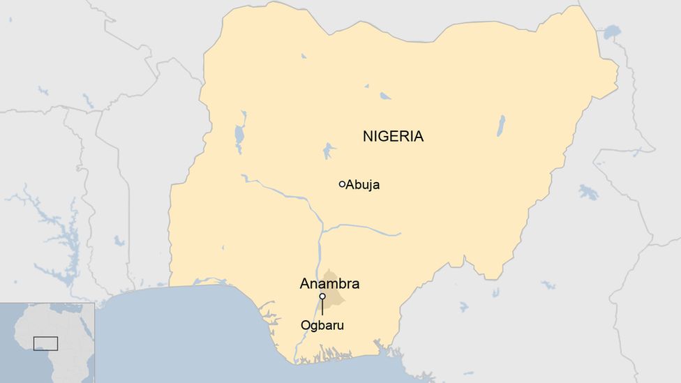 Карта Нигерии, показывающая район местного самоуправления Огбару в штате Анамбра и столицу Абуджу.