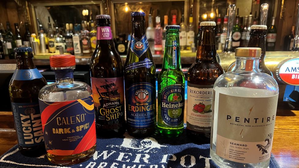 Bournemouth gin Gin firm spots 'huge market' for boozefree drink BBC News