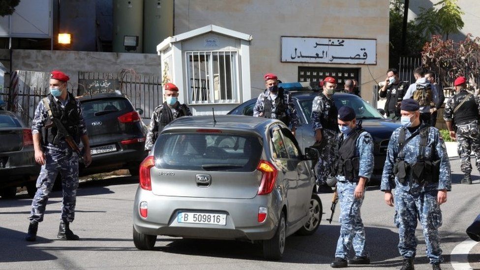 Security forces outside the prison