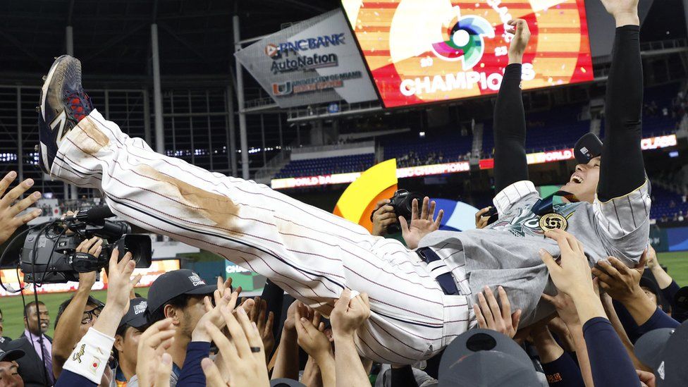 World Baseball Classic final: Japan beat defending champions USA 3-2 to win  third title - BBC Sport