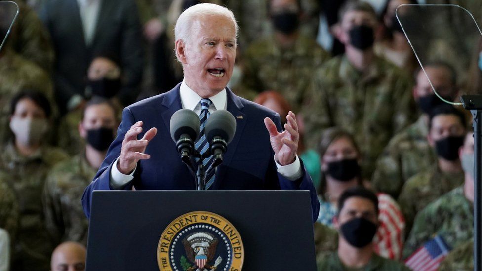 Joe Biden delivers remarks to U.S. Air Force personnel and their families stationed at RAF Mildenhall (9 June 2021)