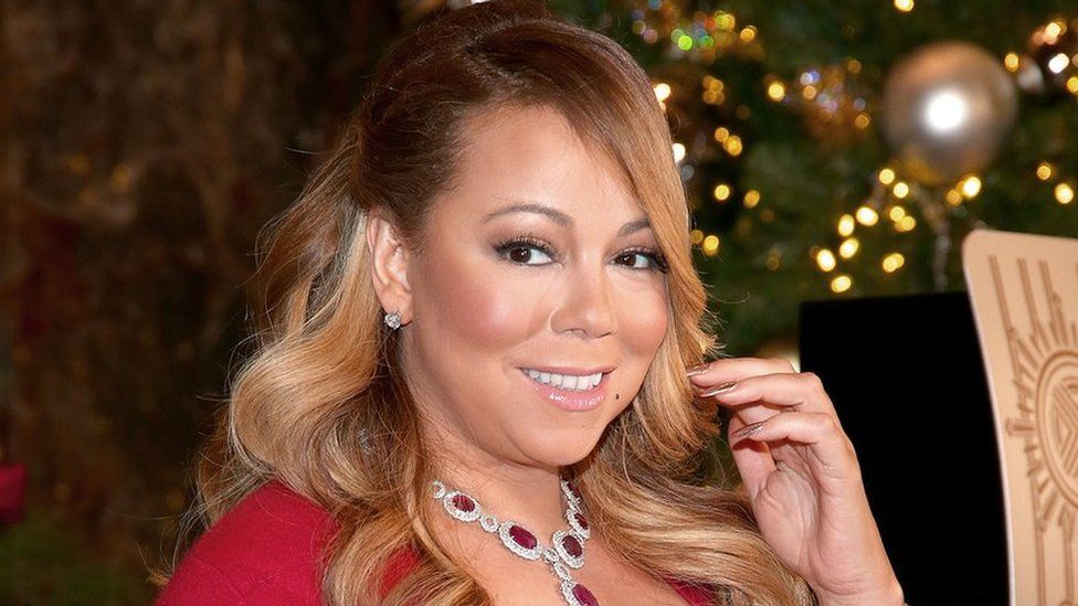 Mariah Carey: Us Singer'S Application To Trademark 'Queen Of Christmas'  Denied - Bbc News