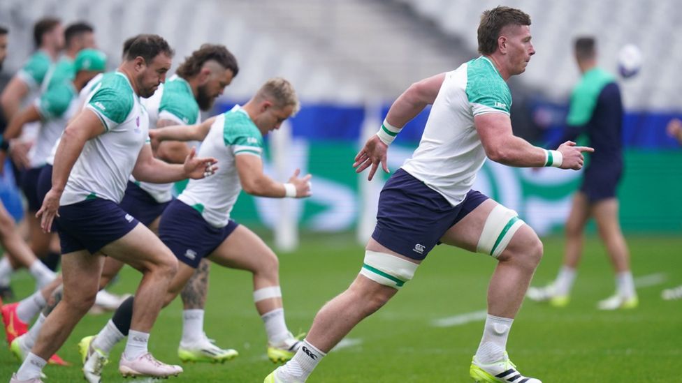 Ireland rugby players training in Paris
