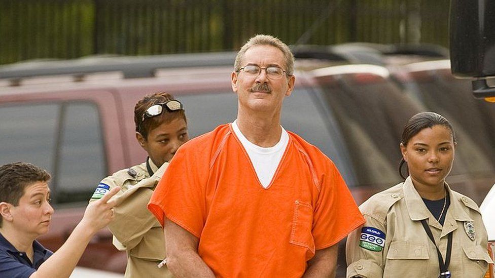 Robert Allen Stanford arrives for a bond hearing at the Bob Casey Federal Courthouse June 25, 2009 in Houston, Texas