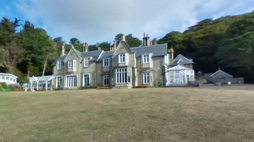 Isle of Wight's East Dene estate house could flats BBC News