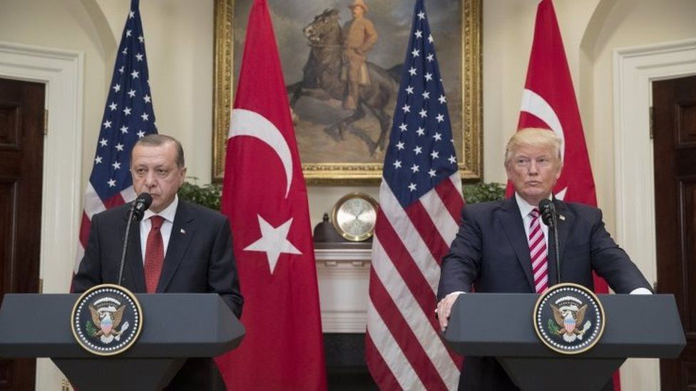Turkish President Recep Tayyip Erdogan (left) and US President Donald Trump at a news conference in Washington. Photo: 16 May 2017