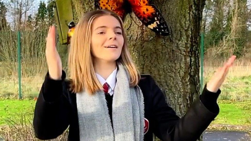A school for deaf and visually impaired children has recorded a special Christmas carol video.