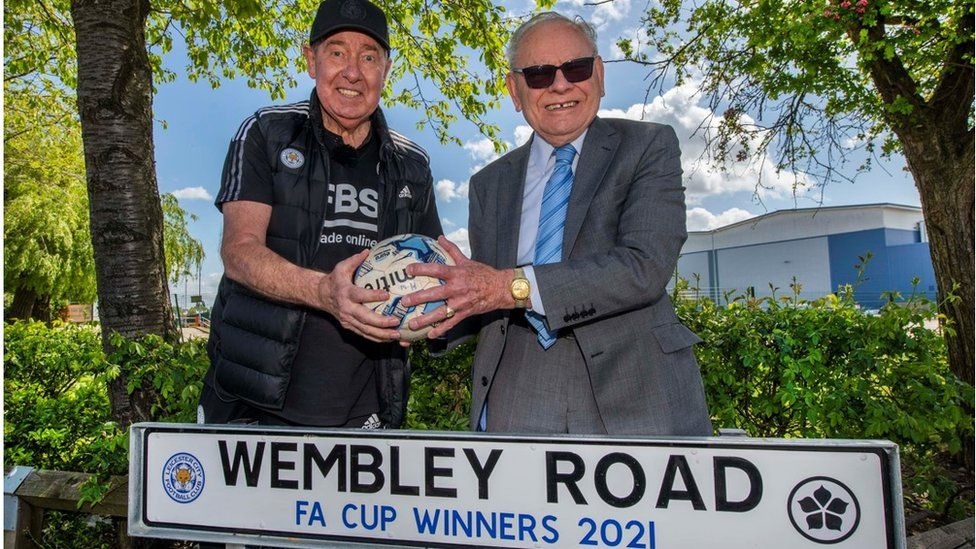 Alan 'Birch' Birchenall (left) joins former City Engineer David Edwards to unveil the updated Wembley Road signs