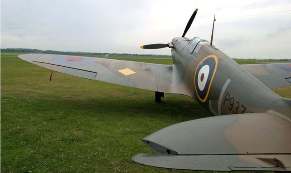 what-does-it-take-to-restore-a-world-war-two-spitfire-bbc-news