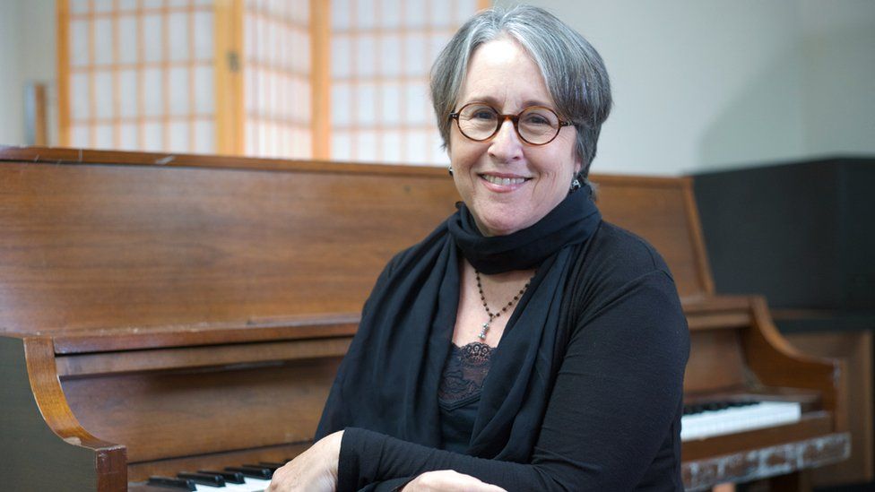 Valerie Landsburg