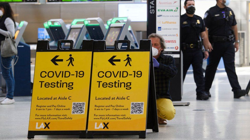 Covid signs at Los Angeles International Airport on 4 February 2021