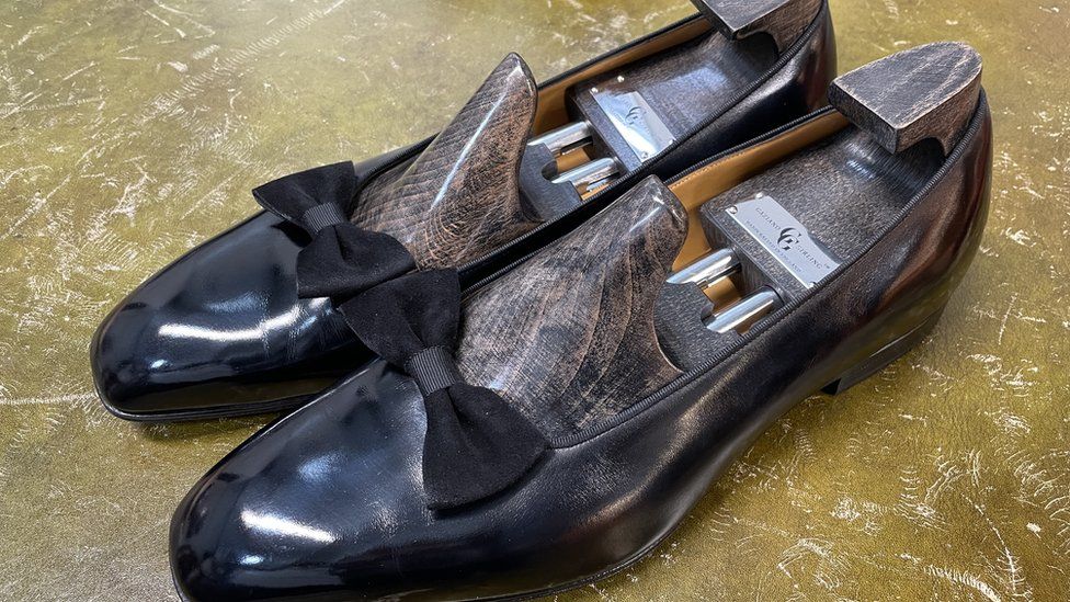 Coronation: Making shoes for King's 'delicate' feet - BBC News